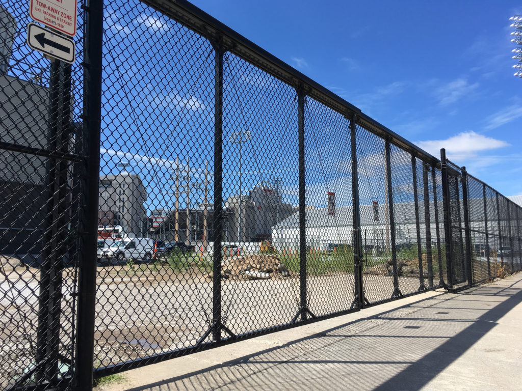 Black Vinyl Chain Link Automatic Gate on UNL City Campus